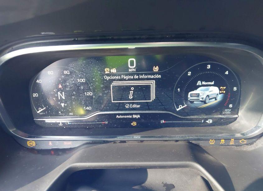 Photo 7 of 2022 Chevrolet Suburban 2WD RST (VIN 1GNSCEKD8NR205606)