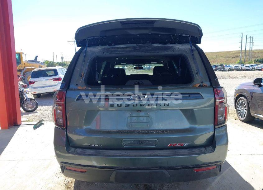 Photo 16 of 2024 Chevrolet Suburban 2WD RST (VIN 1GNSCEKT6RR218285)