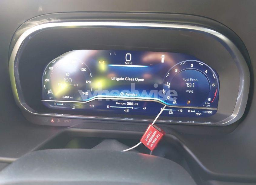 Photo 7 of 2024 Chevrolet Suburban 2WD RST (VIN 1GNSCEKT6RR218285)