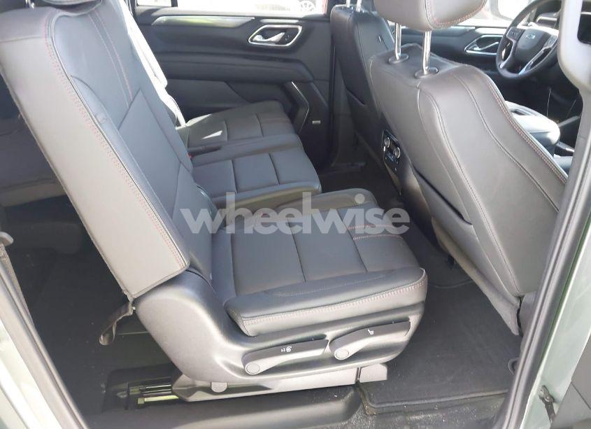 Photo 8 of 2024 Chevrolet Suburban 2WD RST (VIN 1GNSCEKT6RR218285)