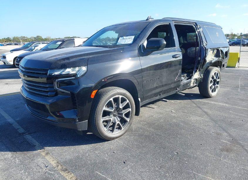 Photo 2 of 2023 Chevrolet Suburban 2WD RST (VIN 1GNSCEKTXPR524046)