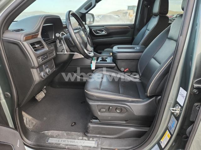 Photo 13 of 2023 CHEVROLET SUBURBAN C1500 PREMIER (VIN 1GNSCFKD0PR249785)