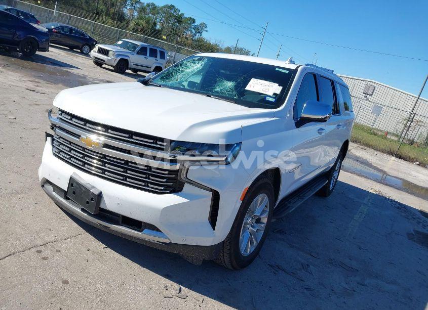 Photo 2 of 2023 Chevrolet Suburban 2WD PREMIER (VIN 1GNSCFKD0PR321942)