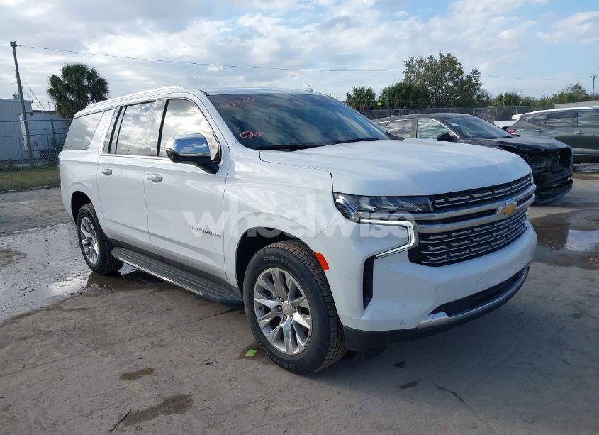 2023 Chevrolet Suburban 2WD PREMIER (VIN 1GNSCFKD0PR389772) main photo