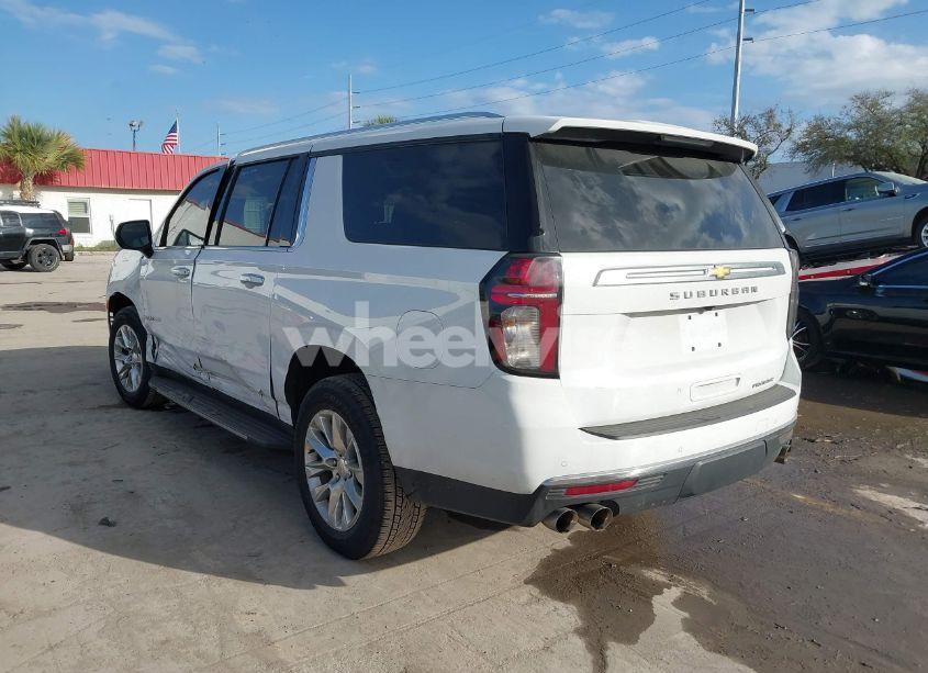 Photo 3 of 2023 Chevrolet Suburban 2WD PREMIER (VIN 1GNSCFKD0PR389772)