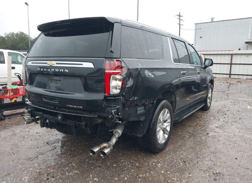 Photo 4 of 2023 Chevrolet Suburban 2WD PREMIER (VIN 1GNSCFKD1PR320895)
