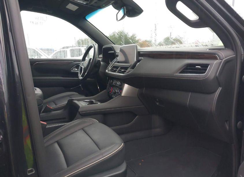 Photo 5 of 2023 Chevrolet Suburban 2WD PREMIER (VIN 1GNSCFKD1PR320895)