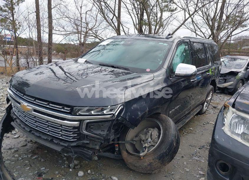Photo 13 of 2023 Chevrolet Suburban 2WD PREMIER (VIN 1GNSCFKD1PR364024)