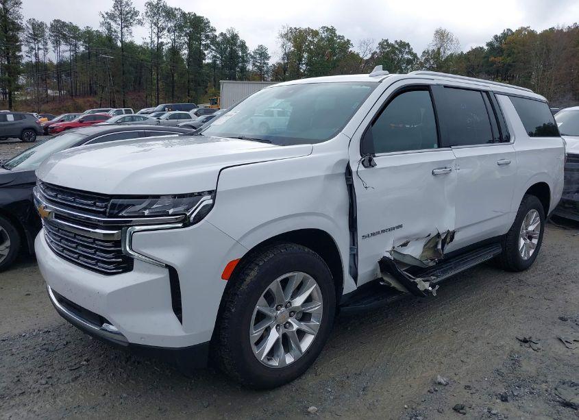 Photo 6 of 2023 Chevrolet Suburban 2WD PREMIER (VIN 1GNSCFKD1PR391823)