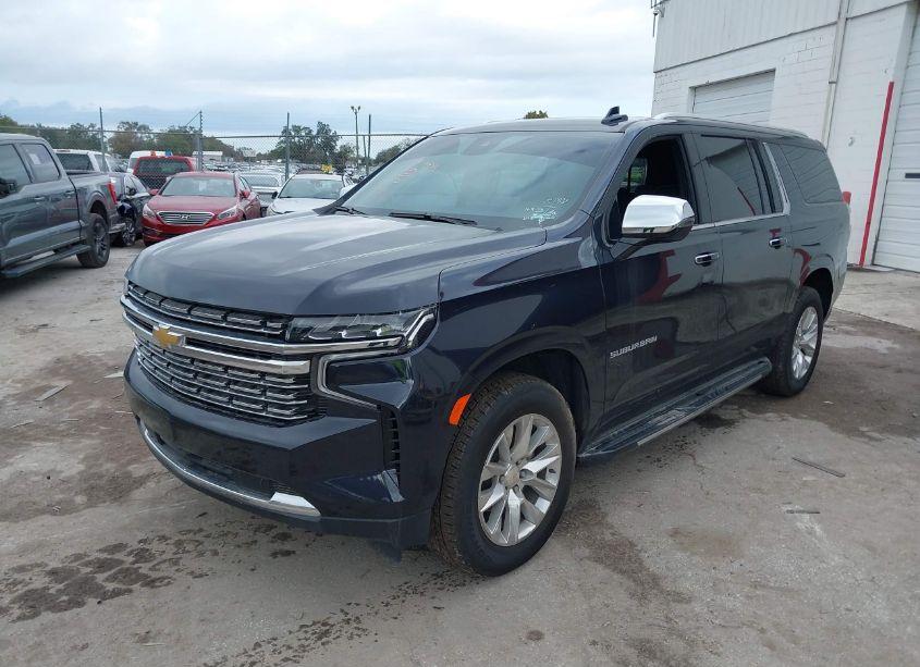 Photo 2 of 2023 Chevrolet Suburban 2WD PREMIER (VIN 1GNSCFKD1PR422360)