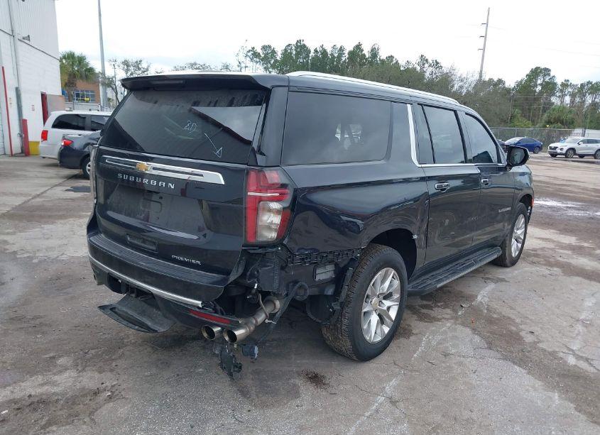 Photo 4 of 2023 Chevrolet Suburban 2WD PREMIER (VIN 1GNSCFKD1PR422360)