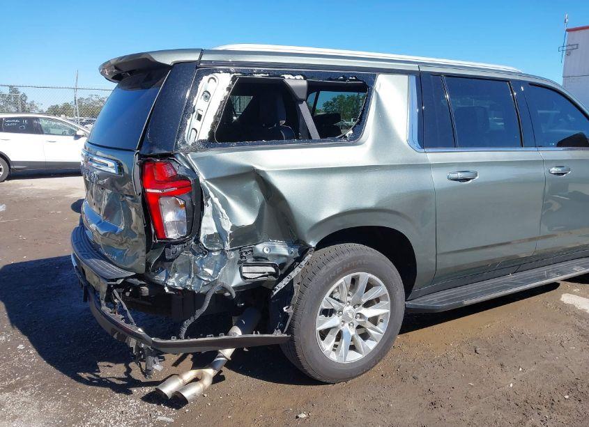 Photo 6 of 2023 Chevrolet Suburban 2WD PREMIER (VIN 1GNSCFKD1PR478136)