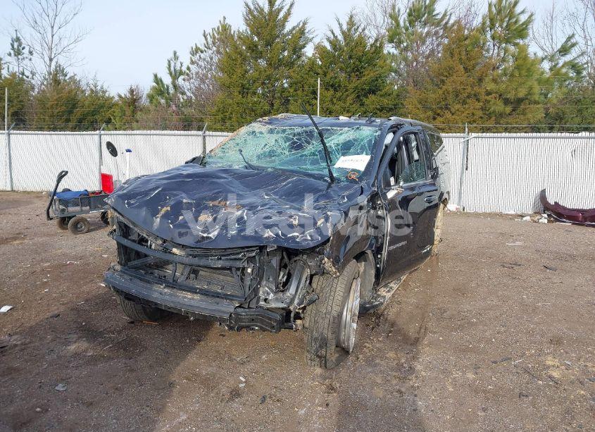 Photo 6 of 2023 Chevrolet Suburban 2WD PREMIER (VIN 1GNSCFKD1PR519025)