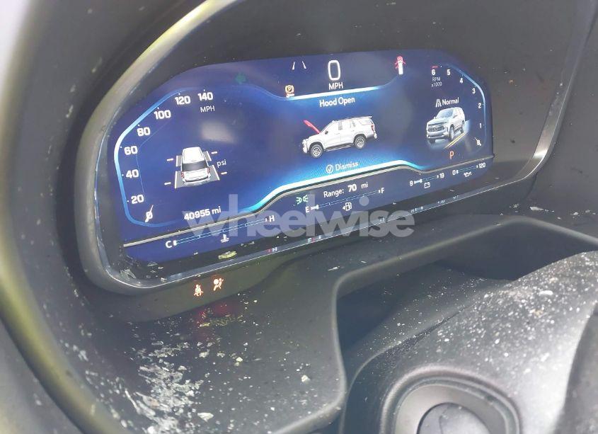 Photo 7 of 2023 Chevrolet Suburban 2WD PREMIER (VIN 1GNSCFKD1PR519025)