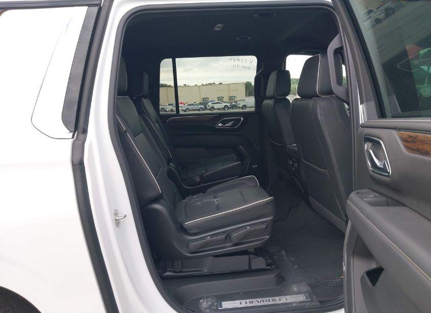 Photo 8 of 2023 Chevrolet Suburban 2WD PREMIER (VIN 1GNSCFKD1PR545365)