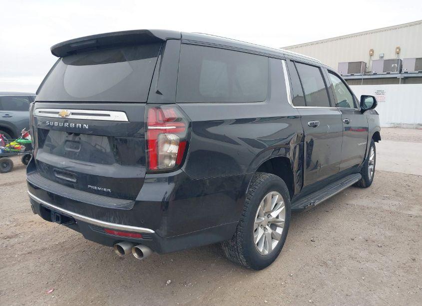 Photo 4 of 2023 Chevrolet Suburban 2WD PREMIER (VIN 1GNSCFKD2PR322204)