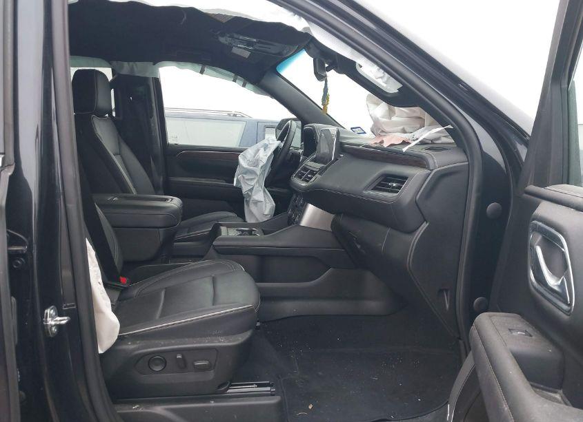 Photo 5 of 2023 Chevrolet Suburban 2WD PREMIER (VIN 1GNSCFKD2PR322204)