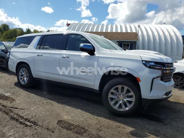 Photo 8 of 2023 CHEVROLET SUBURBAN C1500 PREMIER (VIN 1GNSCFKD2PR392978)