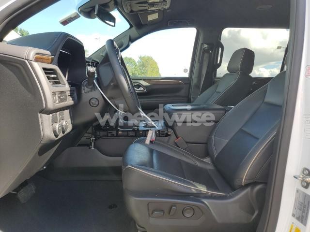 Photo 9 of 2023 CHEVROLET SUBURBAN C1500 PREMIER (VIN 1GNSCFKD2PR392978)