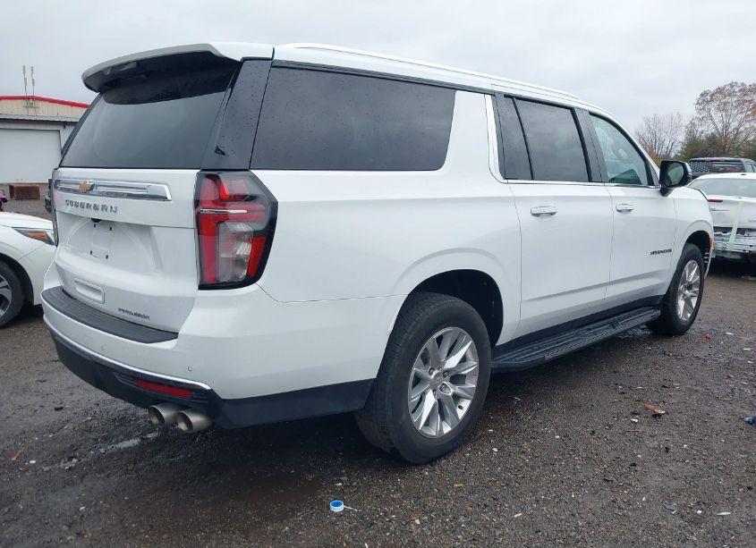 Photo 4 of 2023 Chevrolet Suburban 2WD PREMIER (VIN 1GNSCFKD2PR478758)