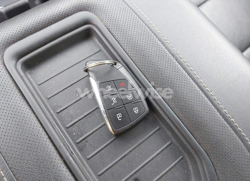 Photo 11 of 2023 Chevrolet Suburban 2WD PREMIER (VIN 1GNSCFKD3PR280397)