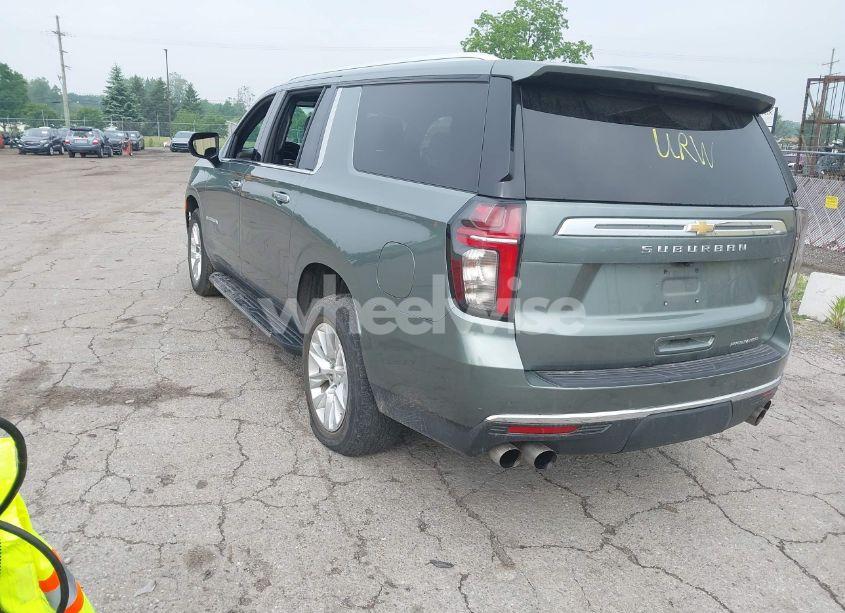 Photo 3 of 2023 Chevrolet Suburban 2WD PREMIER (VIN 1GNSCFKD3PR280397)