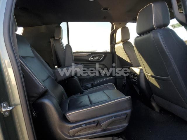 Photo 11 of 2023 CHEVROLET SUBURBAN C1500 PREMIER (VIN 1GNSCFKD3PR393914)