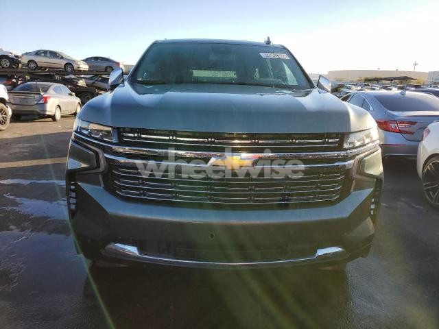 Photo 3 of 2023 CHEVROLET SUBURBAN C1500 PREMIER (VIN 1GNSCFKD3PR393914)