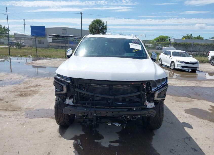 Photo 6 of 2023 Chevrolet Suburban 2WD PREMIER (VIN 1GNSCFKD3PR429505)