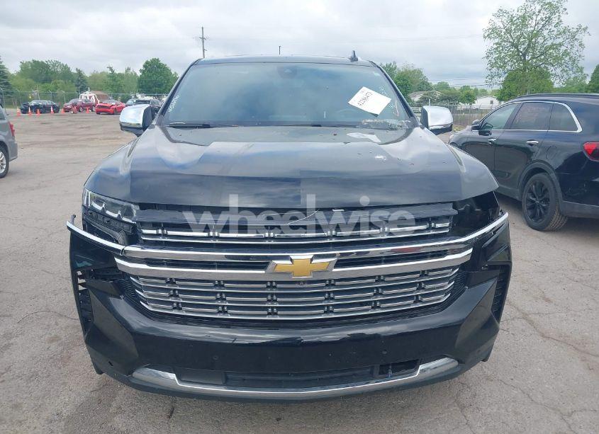 Photo 12 of 2021 Chevrolet Suburban 2WD PREMIER (VIN 1GNSCFKD4MR307179)