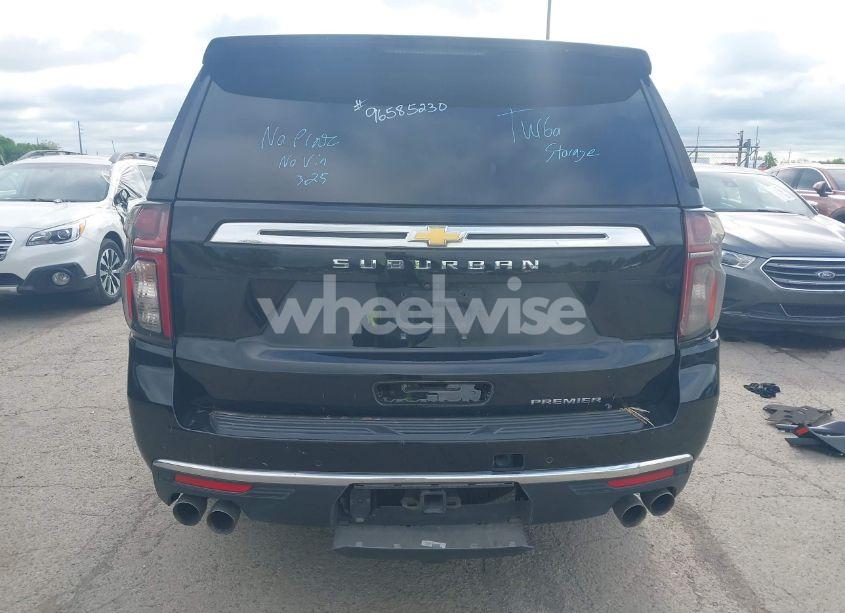 Photo 16 of 2021 Chevrolet Suburban 2WD PREMIER (VIN 1GNSCFKD4MR307179)