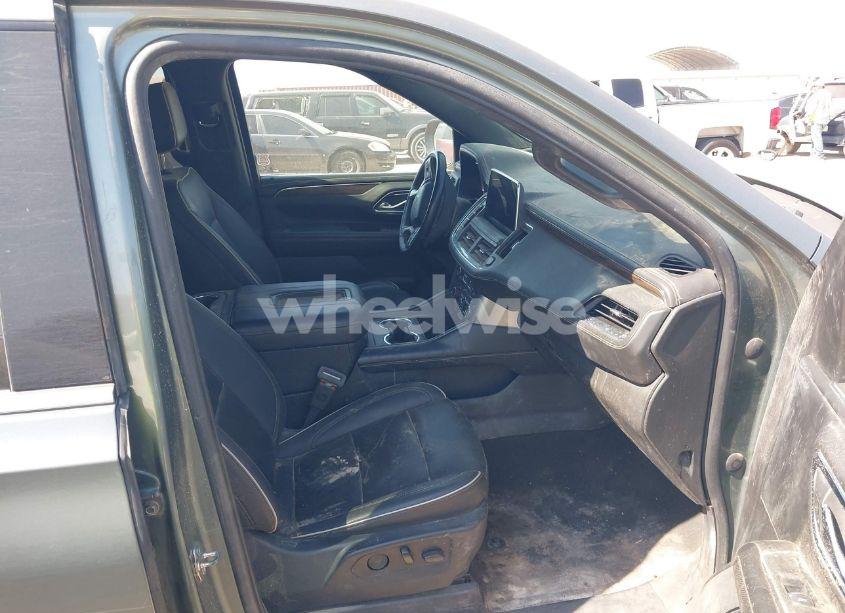 Photo 5 of 2023 Chevrolet Suburban 2WD PREMIER (VIN 1GNSCFKD5PR306966)