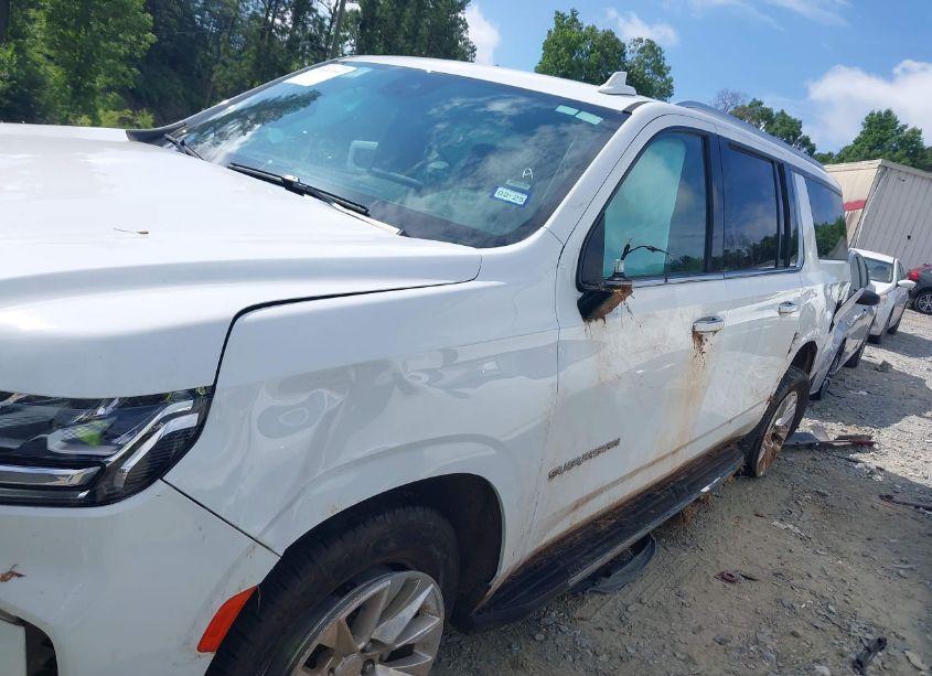 Photo 6 of 2023 Chevrolet Suburban 2WD PREMIER (VIN 1GNSCFKD5PR321225)