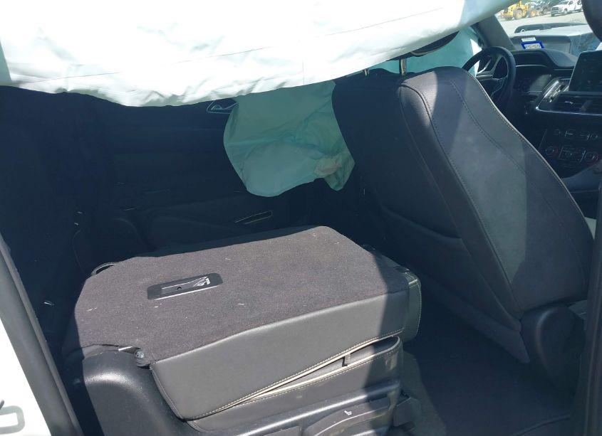 Photo 8 of 2023 Chevrolet Suburban 2WD PREMIER (VIN 1GNSCFKD5PR321225)