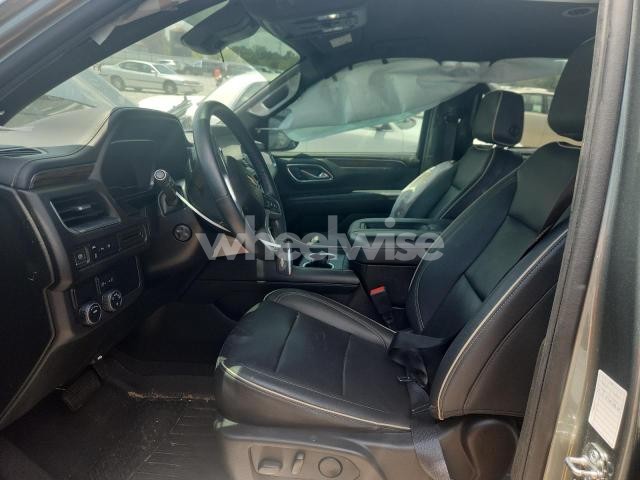 Photo 10 of 2023 CHEVROLET SUBURBAN C1500 PREMIER (VIN 1GNSCFKD5PR377441)