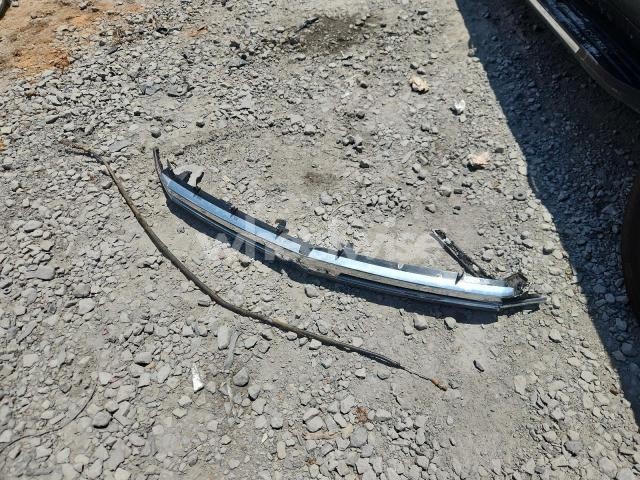 Photo 8 of 2023 CHEVROLET SUBURBAN C1500 PREMIER (VIN 1GNSCFKD5PR377441)