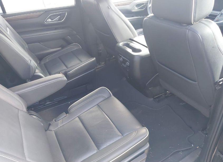 Photo 8 of 2023 Chevrolet Suburban 2WD PREMIER (VIN 1GNSCFKD5PR378007)