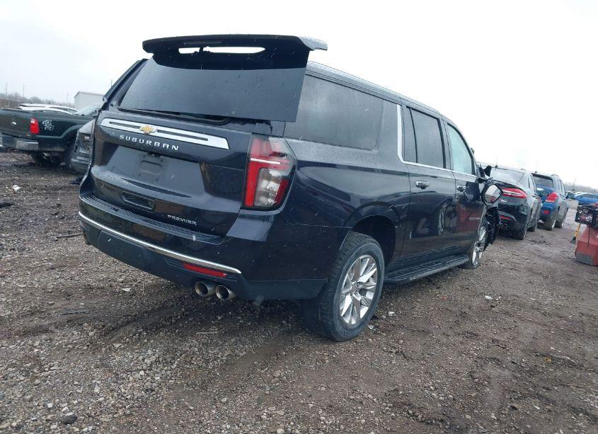 Photo 4 of 2023 Chevrolet Suburban 2WD PREMIER (VIN 1GNSCFKD5PR382056)