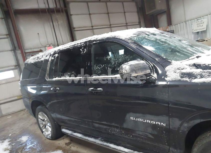 Photo 13 of 2023 Chevrolet Suburban 2WD PREMIER (VIN 1GNSCFKD5PR518783)