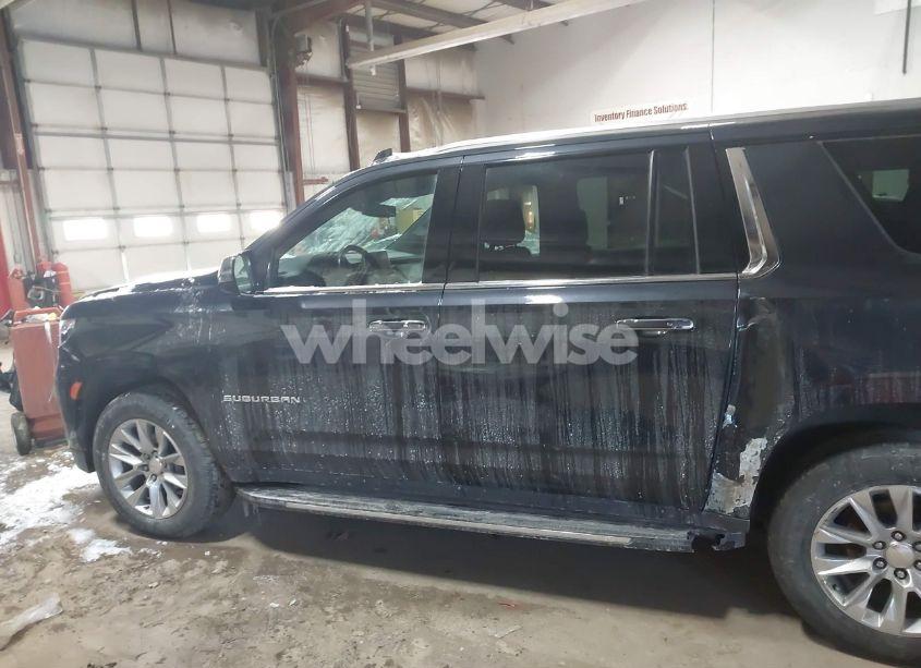 Photo 14 of 2023 Chevrolet Suburban 2WD PREMIER (VIN 1GNSCFKD5PR518783)