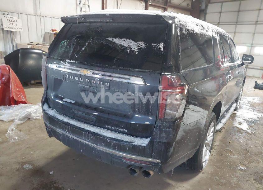 Photo 4 of 2023 Chevrolet Suburban 2WD PREMIER (VIN 1GNSCFKD5PR518783)