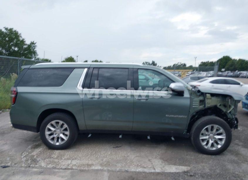 Photo 13 of 2023 Chevrolet Suburban 2WD PREMIER (VIN 1GNSCFKD5PR549869)