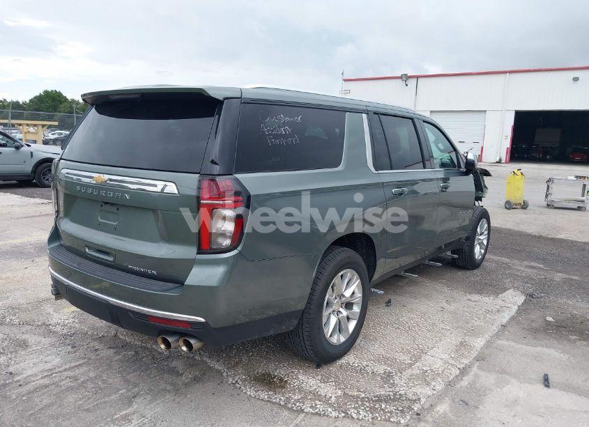 Photo 4 of 2023 Chevrolet Suburban 2WD PREMIER (VIN 1GNSCFKD5PR549869)
