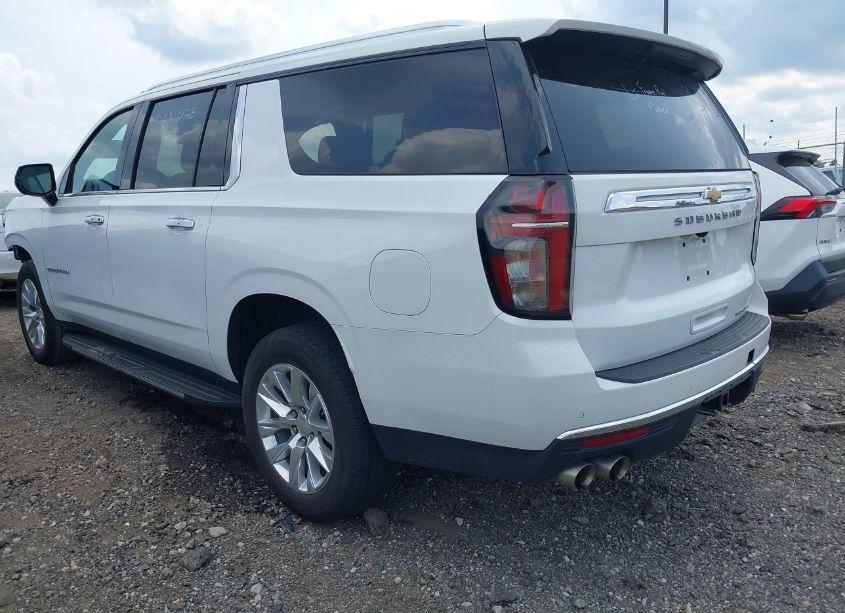 Photo 3 of 2023 Chevrolet Suburban 2WD PREMIER (VIN 1GNSCFKD6PR256126)