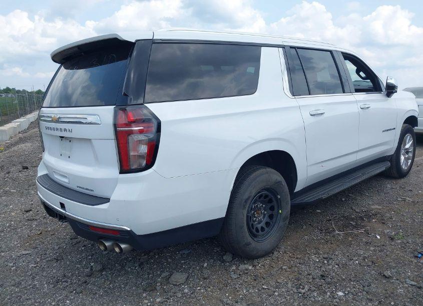 Photo 4 of 2023 Chevrolet Suburban 2WD PREMIER (VIN 1GNSCFKD6PR256126)