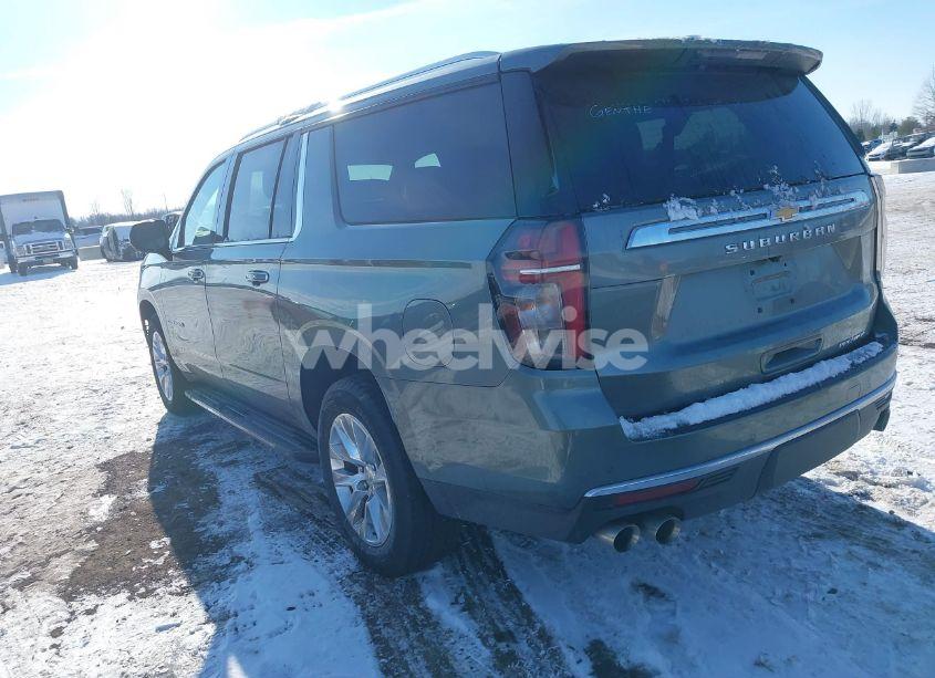 Photo 3 of 2023 Chevrolet Suburban 2WD PREMIER (VIN 1GNSCFKD6PR304742)
