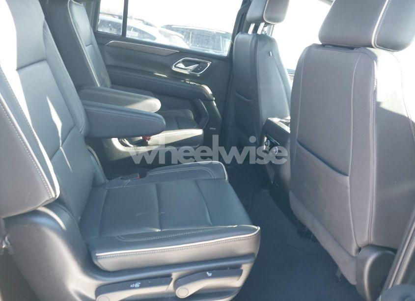 Photo 8 of 2023 Chevrolet Suburban 2WD PREMIER (VIN 1GNSCFKD6PR304742)