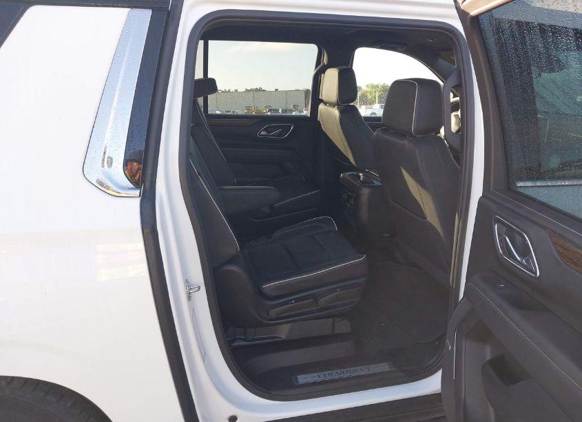 Photo 8 of 2023 Chevrolet Suburban 2WD PREMIER (VIN 1GNSCFKD6PR516699)