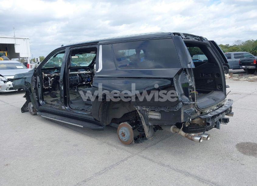Photo 13 of 2023 Chevrolet Suburban 2WD PREMIER (VIN 1GNSCFKD7PR298174)