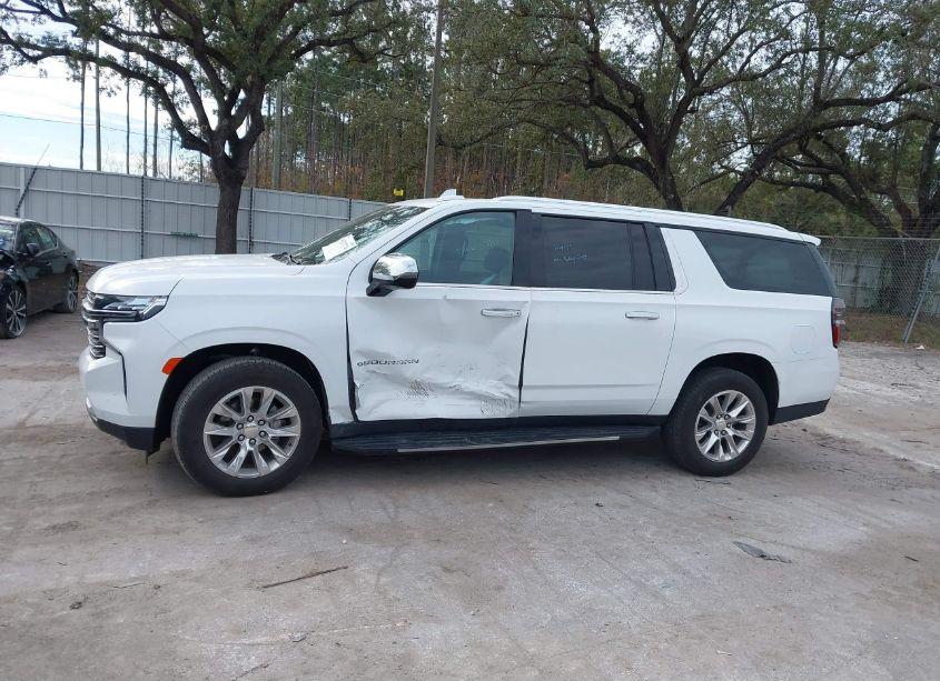 Photo 14 of 2023 Chevrolet Suburban 2WD PREMIER (VIN 1GNSCFKD7PR300439)